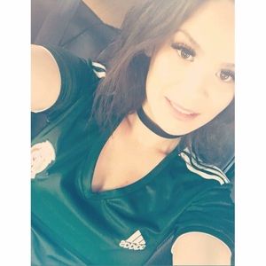 Meet your Posher, Vanessa